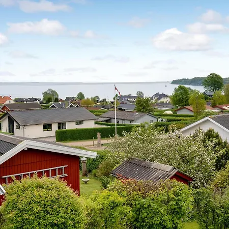 2 Bedroom Lovely In * Hejls