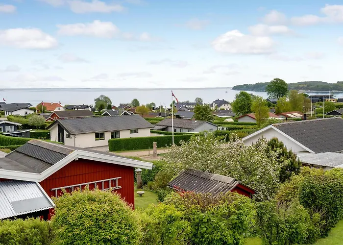 2 Bedroom Lovely In * Hejls