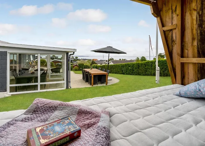 2 Bedroom Lovely In Σπίτι διακοπών